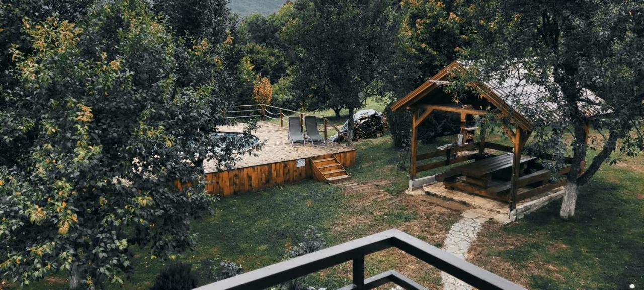 Guesthouse Mirko Hodak Selište Drežničko Kültér fotó