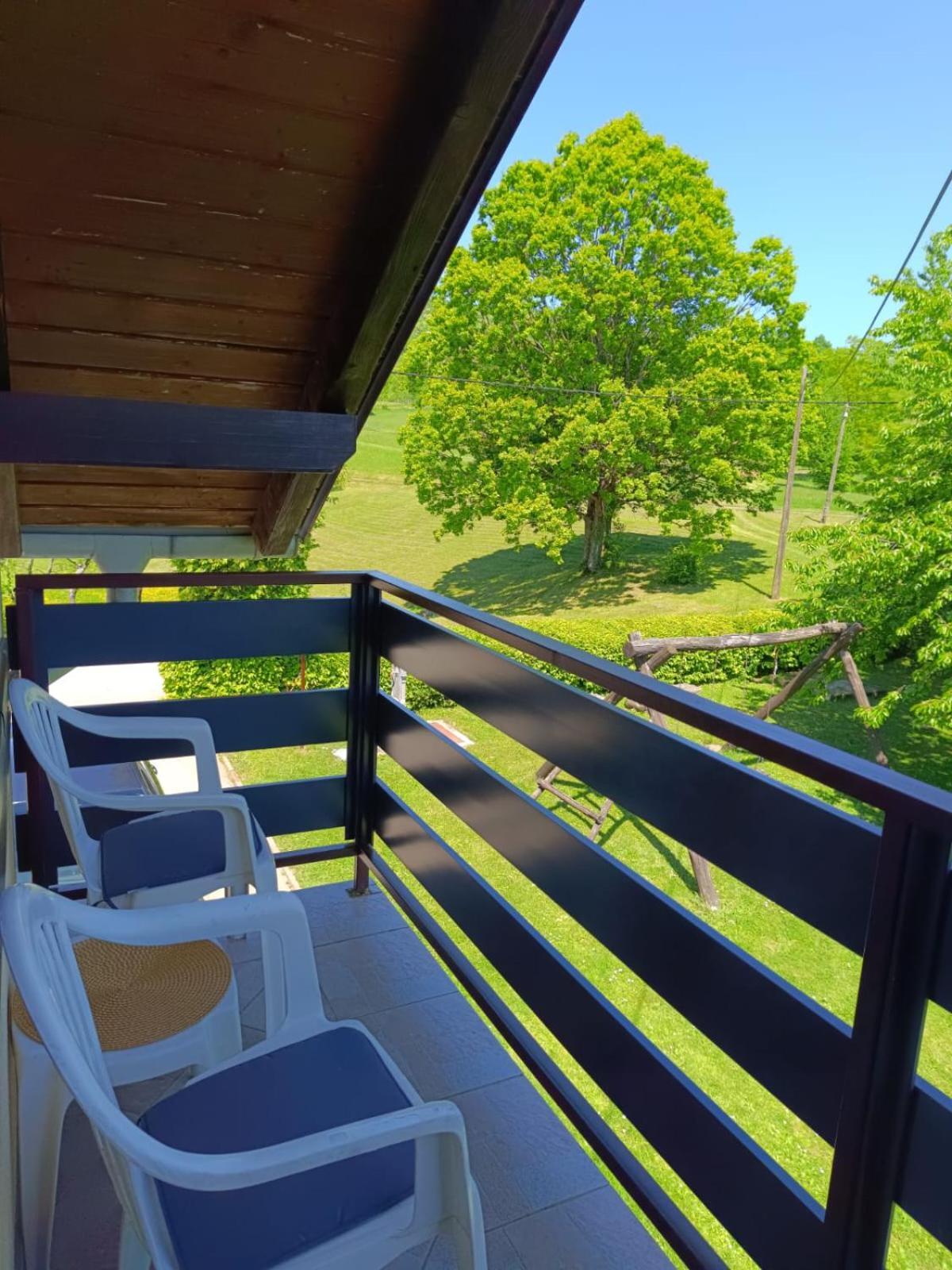 Guesthouse Mirko Hodak Selište Drežničko Kültér fotó