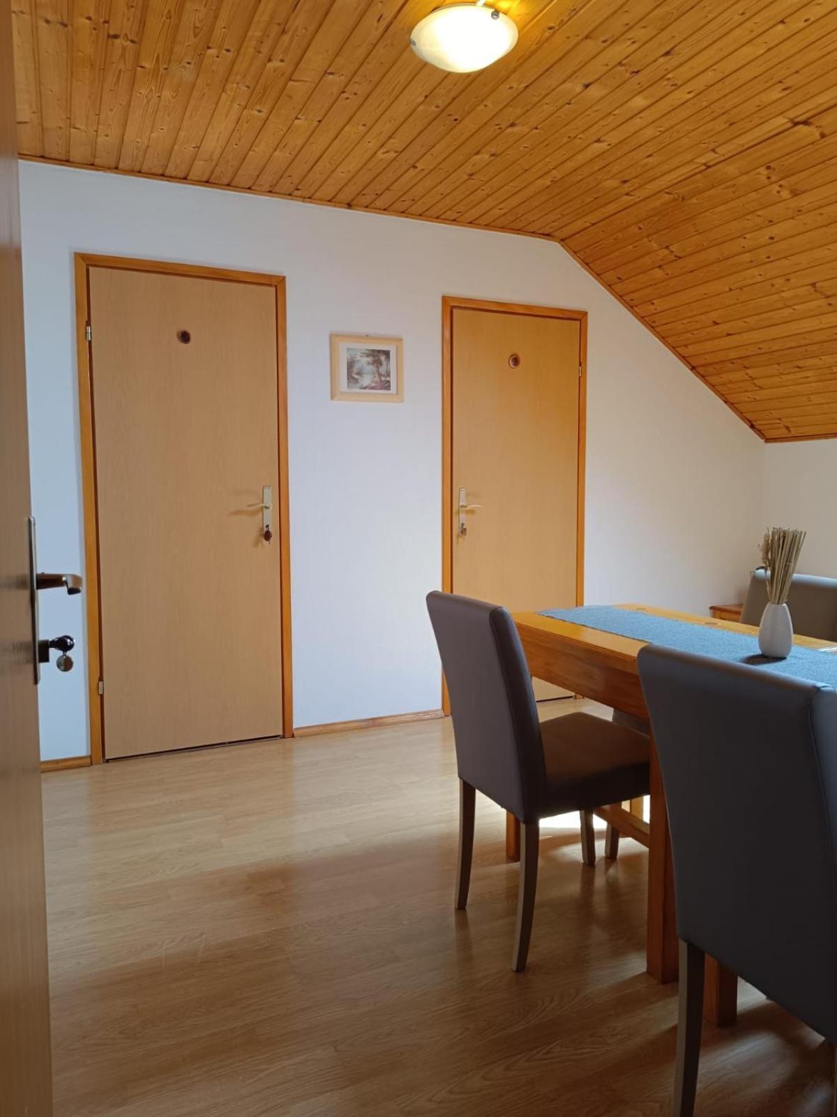 Guesthouse Mirko Hodak Selište Drežničko Kültér fotó